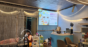 三重影兆 SPA｜門面燈箱整合施工 店內卡布燈箱與門面視覺整合安裝